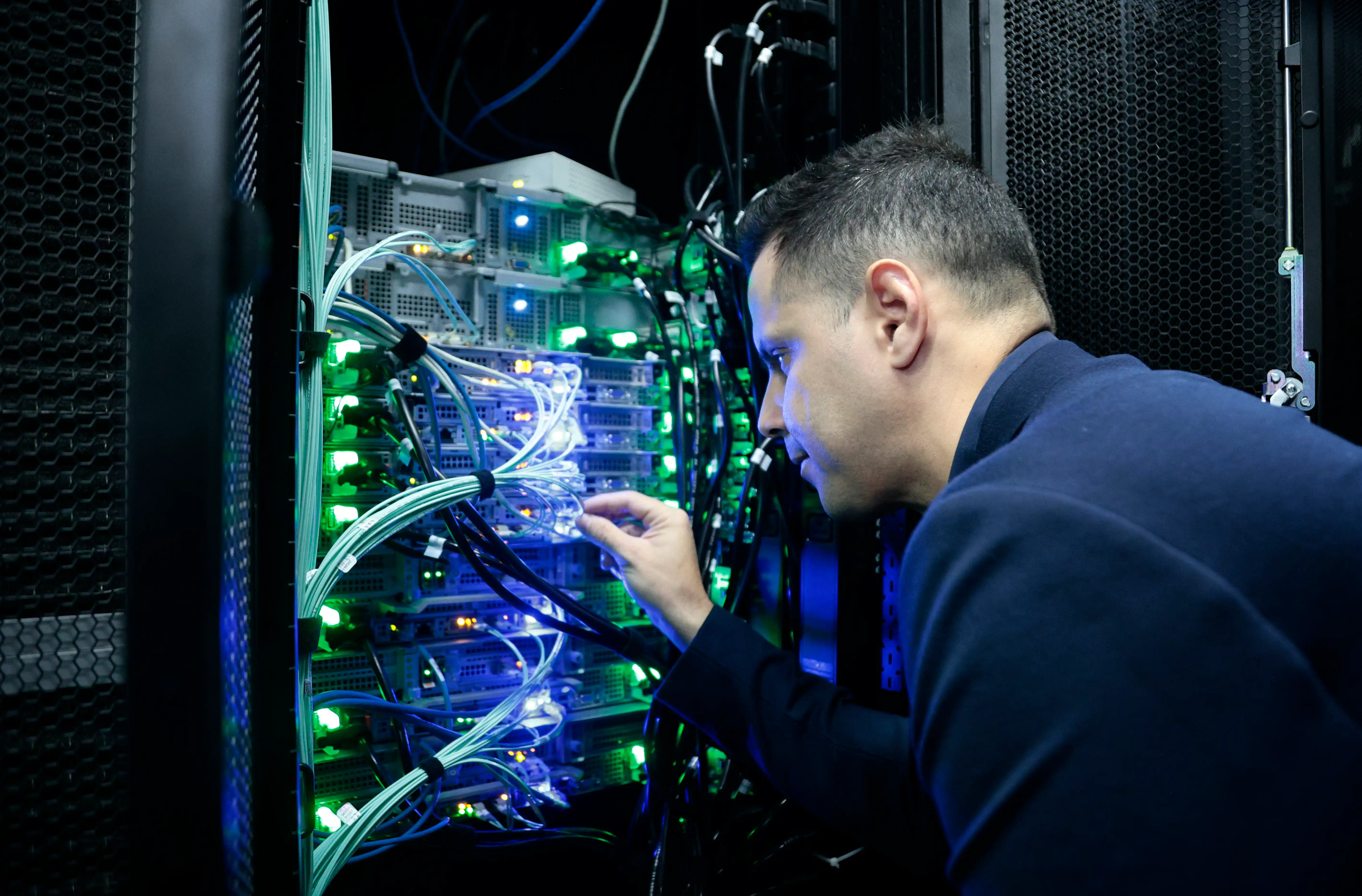 Infraestrutura de Virtual Machine Enterprise da Netwise - Servidores de alta performance para empresas em Minas Gerais
